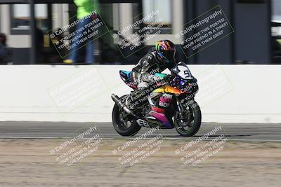 media/Oct-05-2025-CVMA (Sun) [[beeef4f201]]/Race 2-Supersport Middleweight/